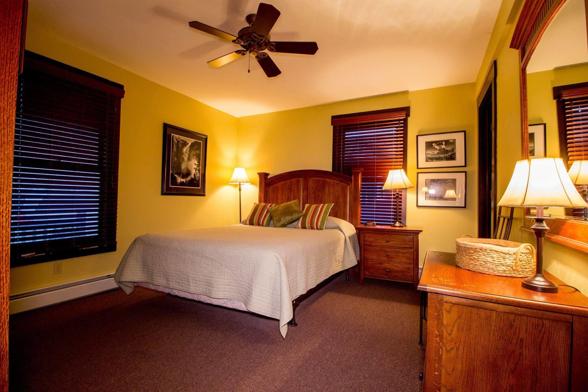 Marys Lake Lodge Mountain Resort And Condos เอสเทสพาร์ค ภายนอก รูปภาพ