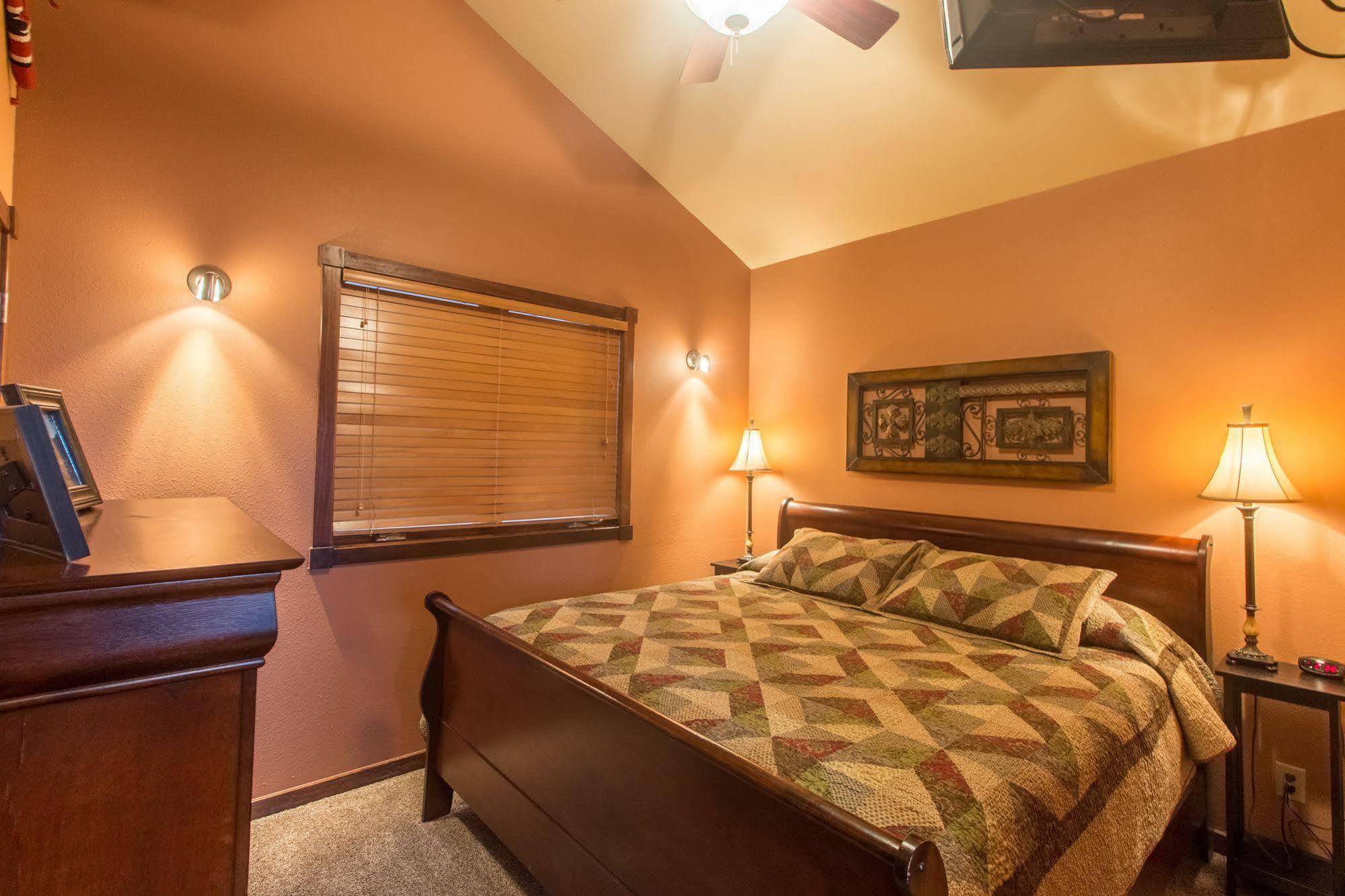 Marys Lake Lodge Mountain Resort And Condos เอสเทสพาร์ค ภายนอก รูปภาพ